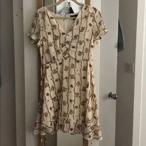 Leo and Viola floral dress never worn with tags!